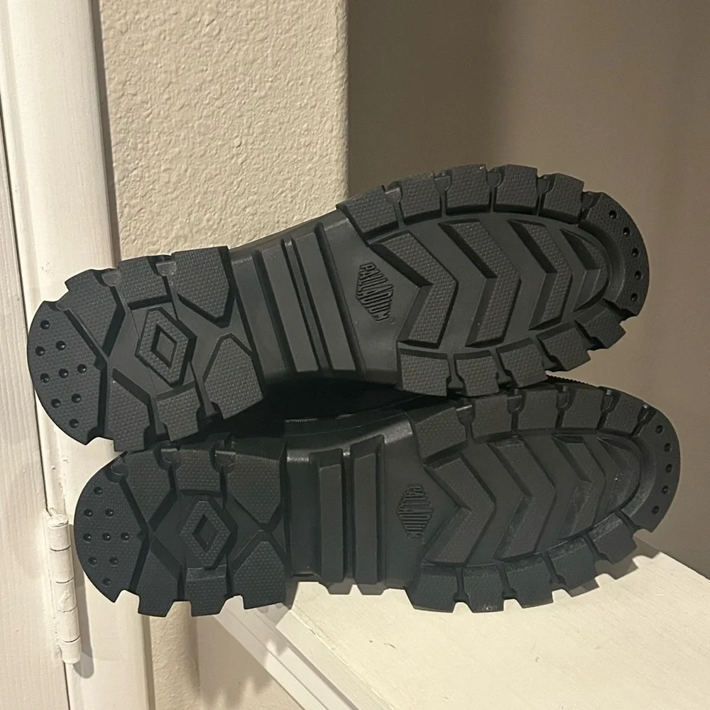 Palladium Industrial Shoes Women’s 6.5 Medium REVOLT LO TX Black 97243-010-M NEW - Picture 8 of 10